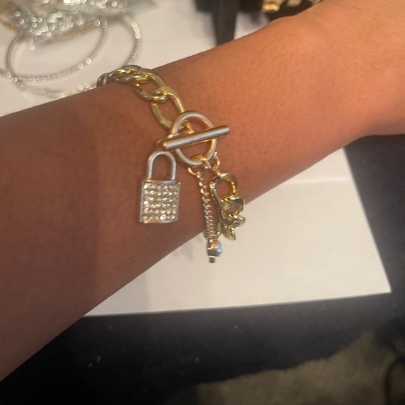 Gold Plated Lock & Key Bracelet - Picture 5 of 5